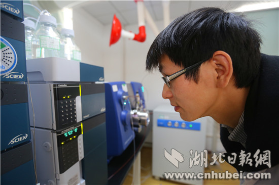 082447436.jpg 333.jpg